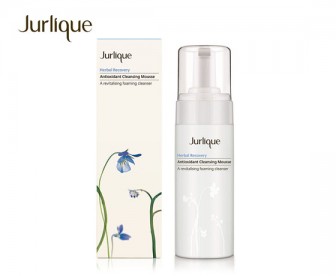 Jurlique 茱莉蔻 草本青春赋活抗氧化洁面慕斯洗面奶 150毫升 Jurlique 茱莉蔻 草本青春赋活抗氧化洁面慕斯洗面奶 150毫升